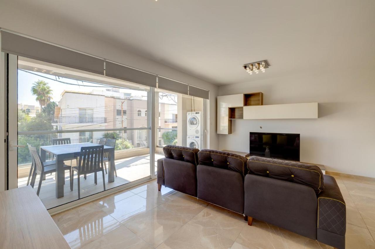 Marvellous 3Br Apartment In Central St Julians Saint Julian's Ngoại thất bức ảnh