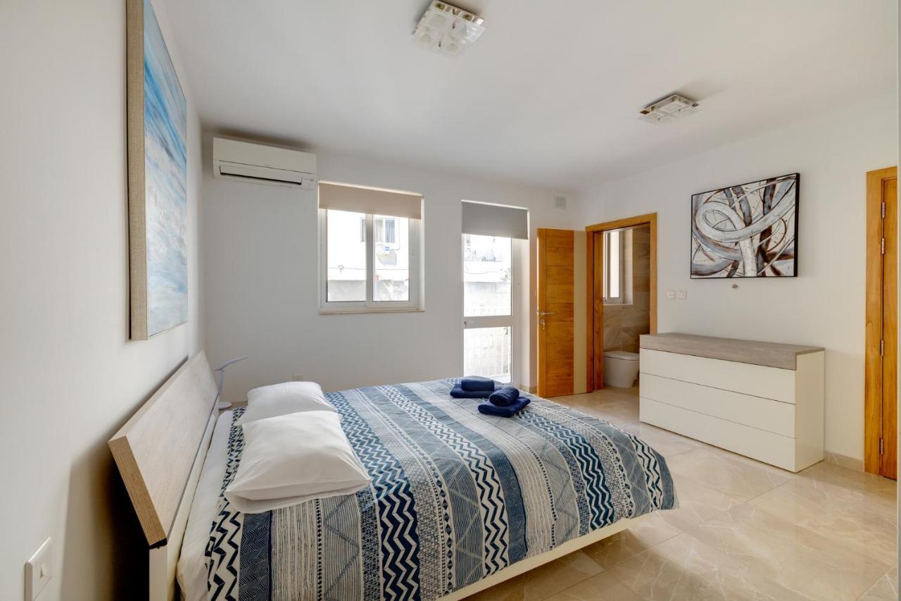 Marvellous 3Br Apartment In Central St Julians Saint Julian's Ngoại thất bức ảnh